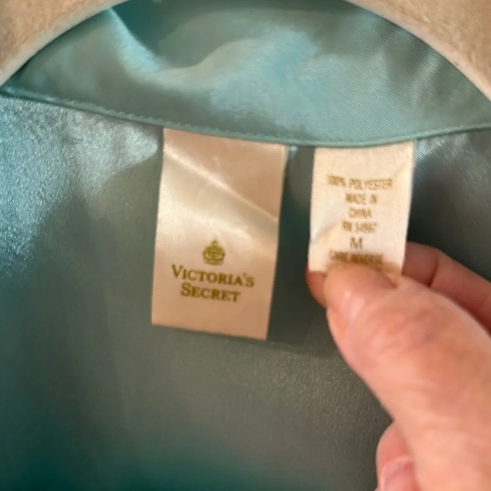 Victoria Secret Silky Pajama Set NWOT - Picture 4 of 7